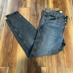 Gray straight/skinny Trave jeans size 29